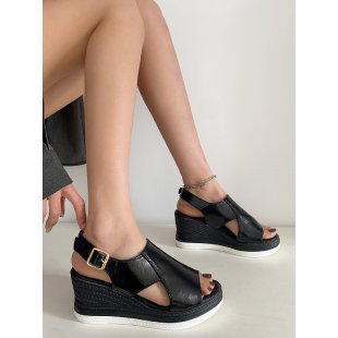 Damen Wedge-Sandalen mit elegantem Glanz und bequemer Riemenverzierung R&B