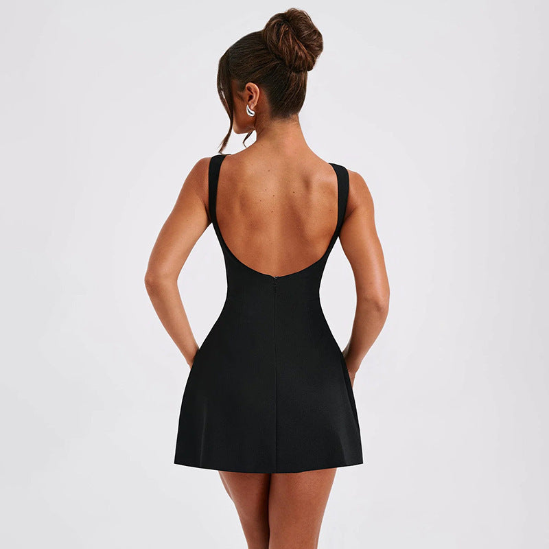 Damen Minikleid mit figurbetontem Schnitt und schwingendem Rock R&B