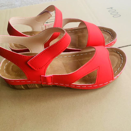 Damen Wedge-Sandalen mit verstellbarem Riemen und komfortablem Fußbett R&B