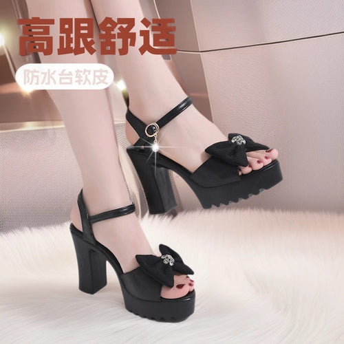 Damen elegante Plateau-Sandalen mit Schleifen-Detail und modischem Riemendesign R&B