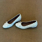 Damen Ballerinas mit klassischem Punktedesign und flexiblem Komfortfußbett R&B