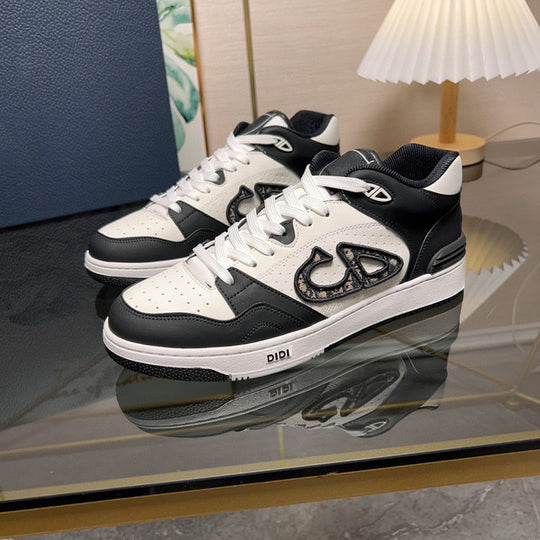 Damen Hochwertige Sneakers mit atmungsaktiver Materialtechnologie und stabiler Dämpfung R&B