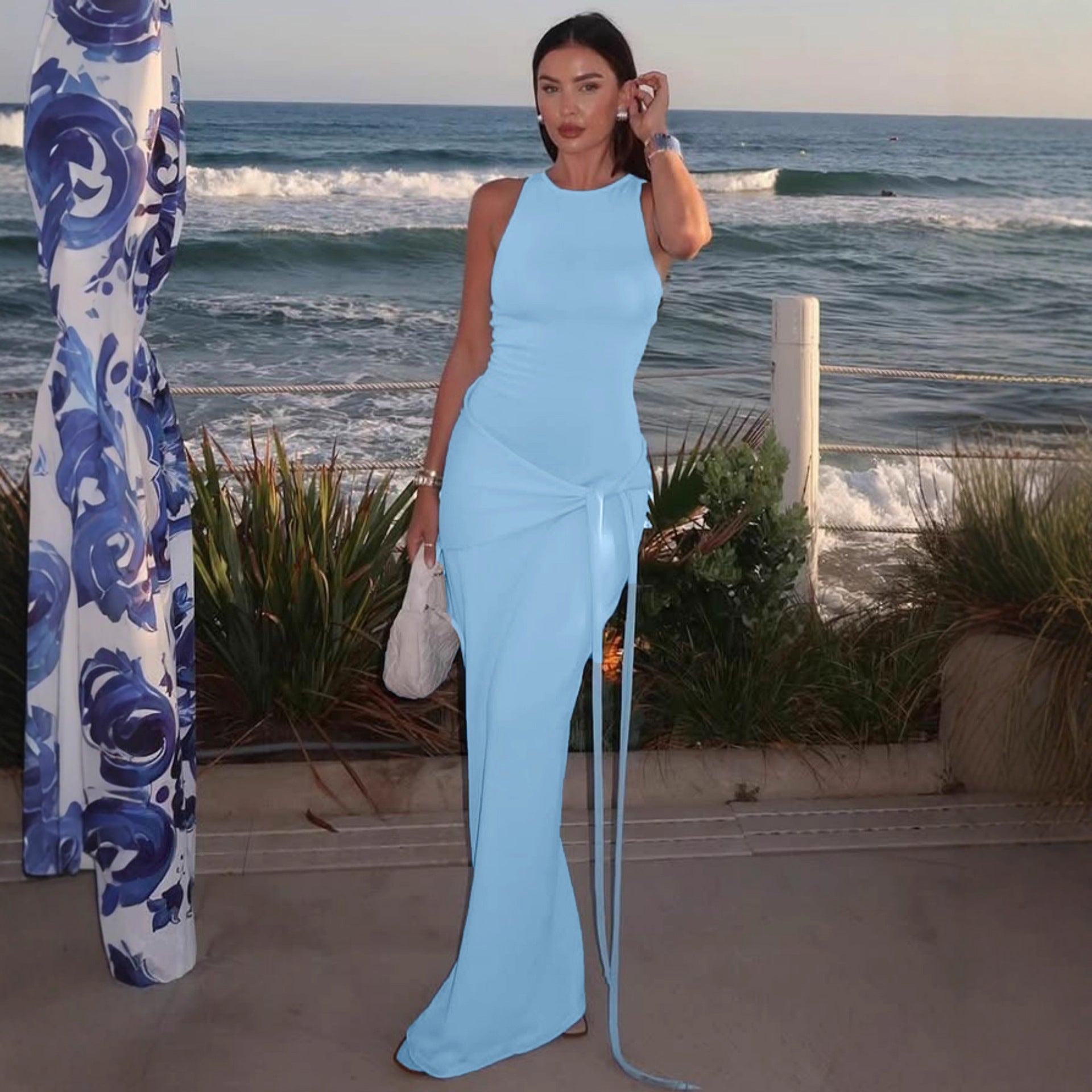 Damen Maxikleid mit fesselndem Drapierungsdesign und elegantem Schlitz R&B