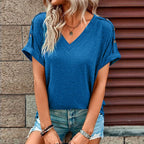 Damen V-Ausschnitt T-Shirt mit abgerollten Ärmeln und modischen Knopfdetails R&B