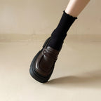 Damen Modische Loafers mit glänzender Oberfläche und robustem Plateau R&B