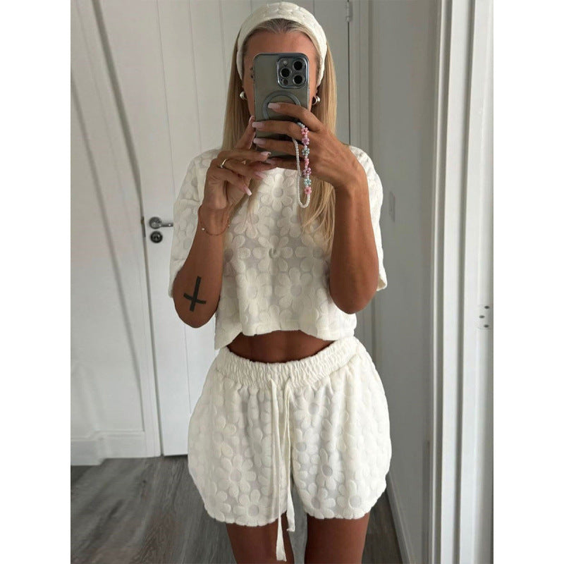 Damen Sportliches Zweiteiliges Set mit luftigen Shorts und T-Shirt R&B