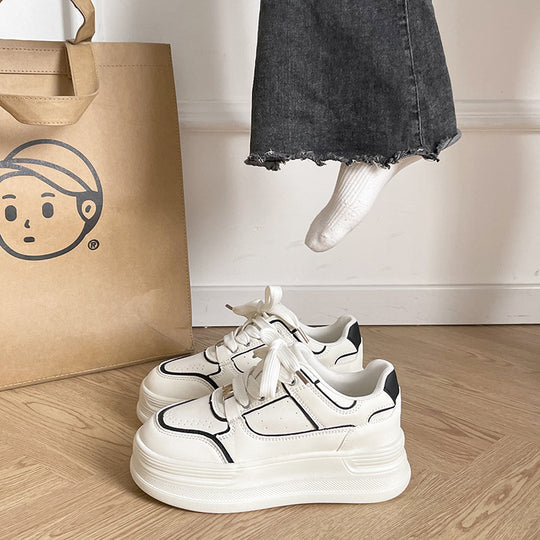 Damen Sportliche Plateau Sneaker mit ausgeprägter Dämpfung und modischem Design R&B