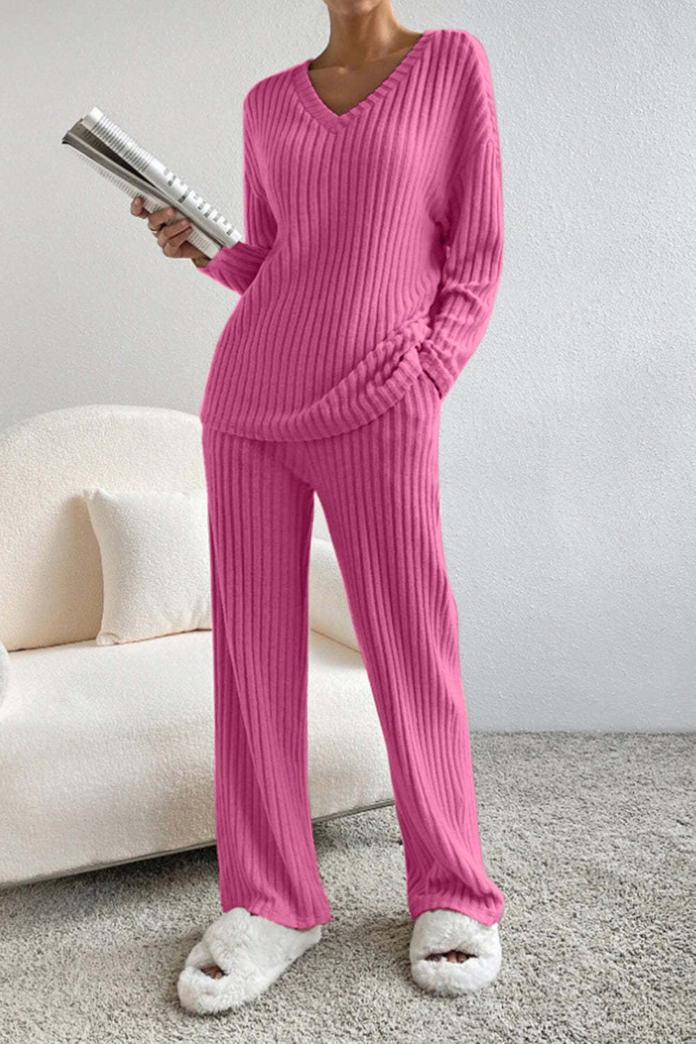 Damen Bequemer Strickanzug im modernen Rippdesign R&B