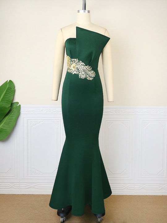 Damen Elegantes asymmetrisches Abendkleid mit floralen Verzierungen R&B