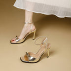 Damen Sandalen mit elegantem Blockabsatz und filigranem Riemendesign
