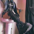 Damen Überknie Stiefel mit Schnallen-Detail und robustem Plateau R&B