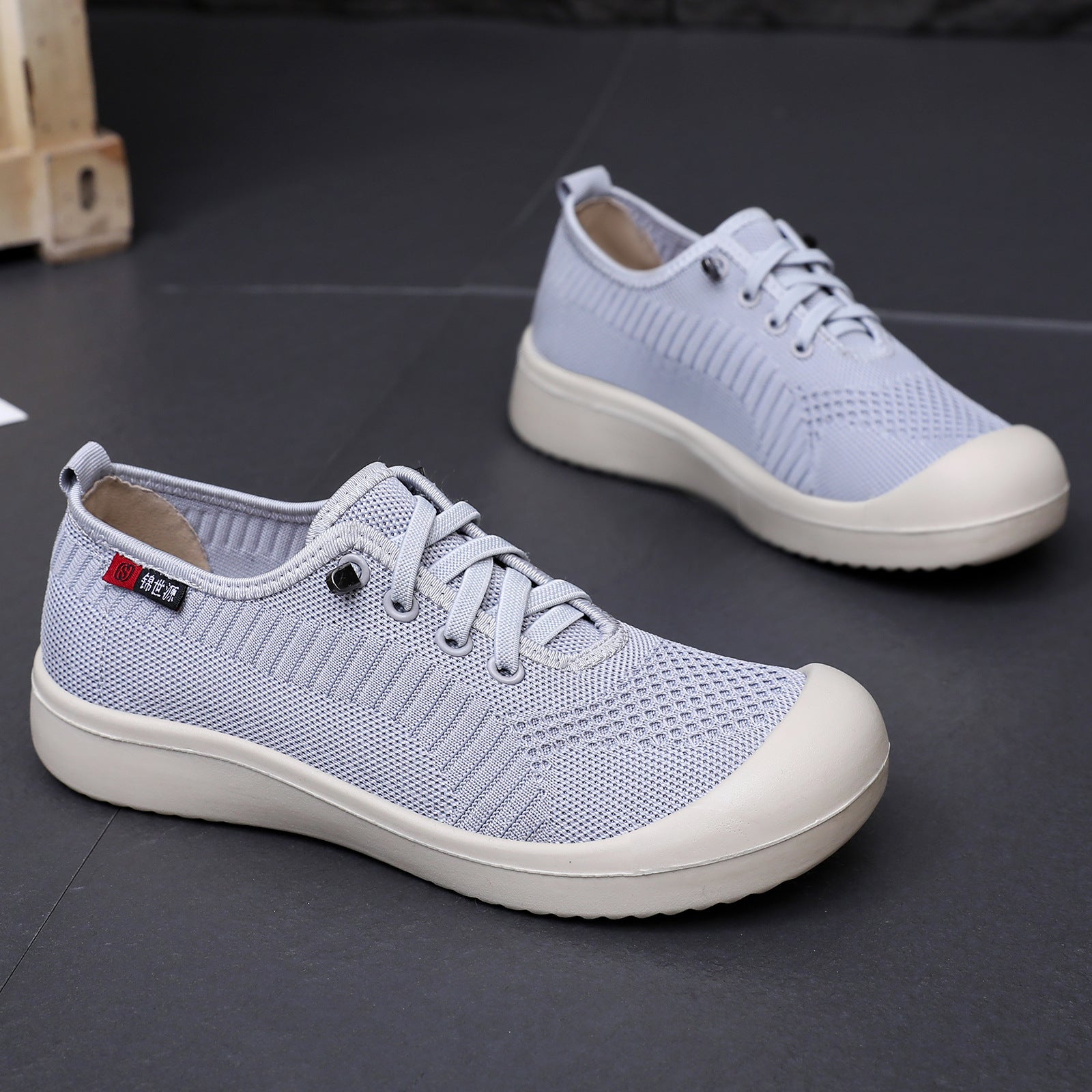 Damen Leichte und atmungsaktive Freizeitschuhe mit elastischem Obermaterial R&B