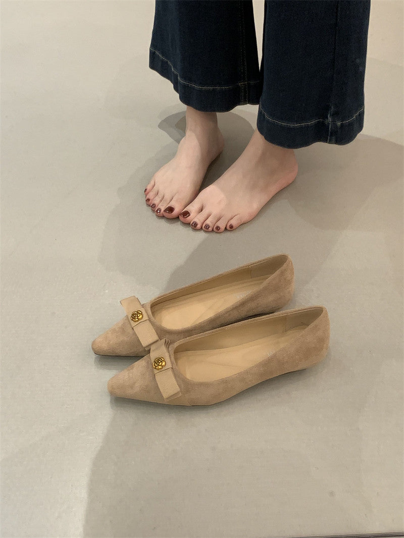 Damen stilvolle Ballerinas mit einzigartigem Schleifenakzent und hochwertiger Wildlederoberfläche R&B