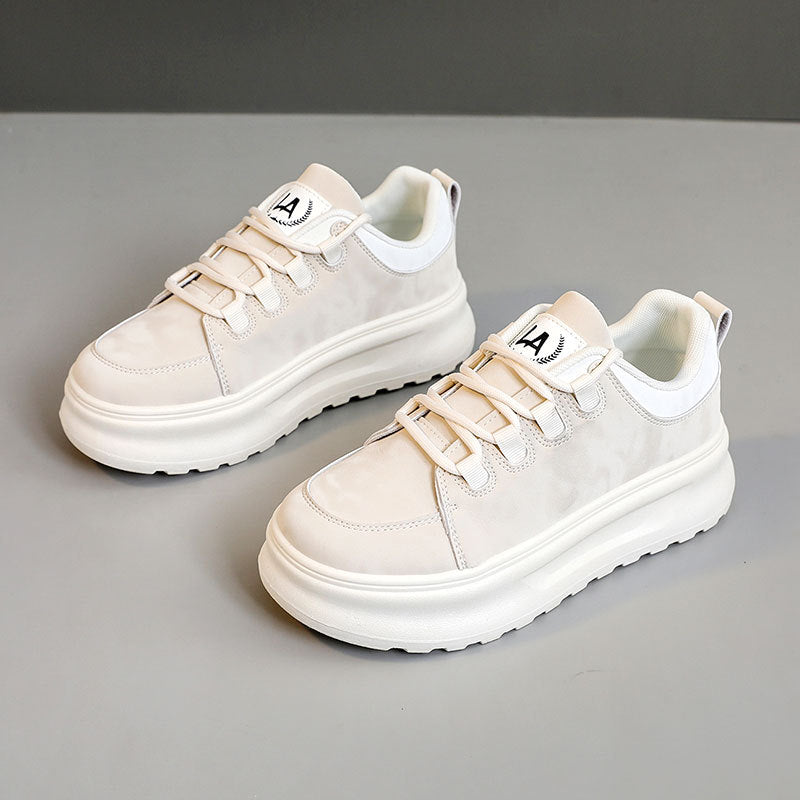 Damen Komfort-Sneaker mit dämpfendem Sohlenprofil und atmungsaktiver Obermaterialstruktur R&B