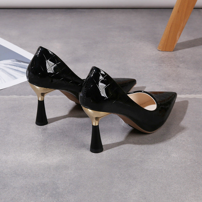 Damen elegante spitze Pumps mit glänzendem Krokodilprägung R&B