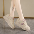 Damen Plattform Sneakers mit auffälligem Design und gepolsterter Sohle R&B