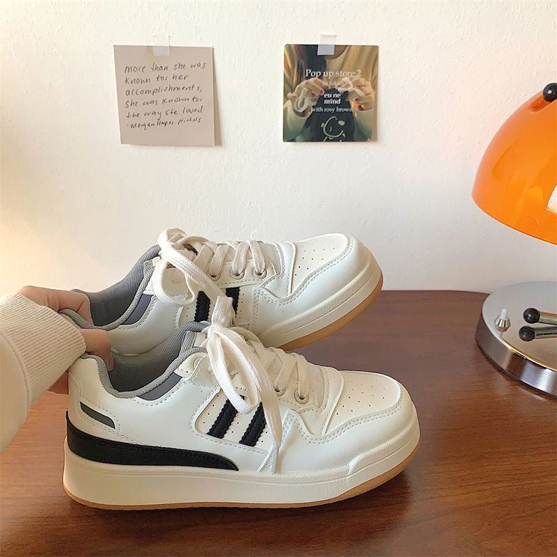 Damen Sneaker mit sportlicher Steppung und rutschfester Sohle