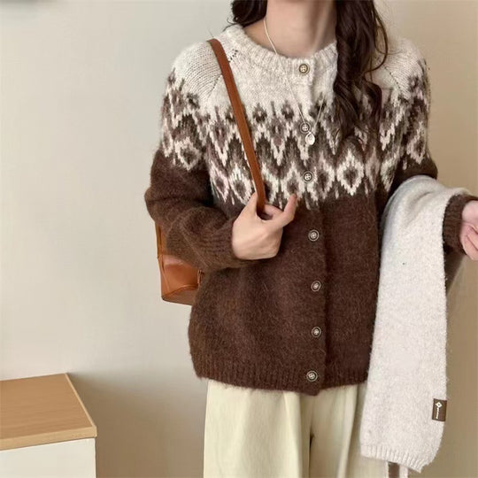 Damen Strickcardigan mit traditionellem Muster und Knopfdetails R&B