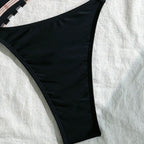 Damen Triangel-Bikini mit verstellbaren Trägern und eleganten Rüschendetails R&B