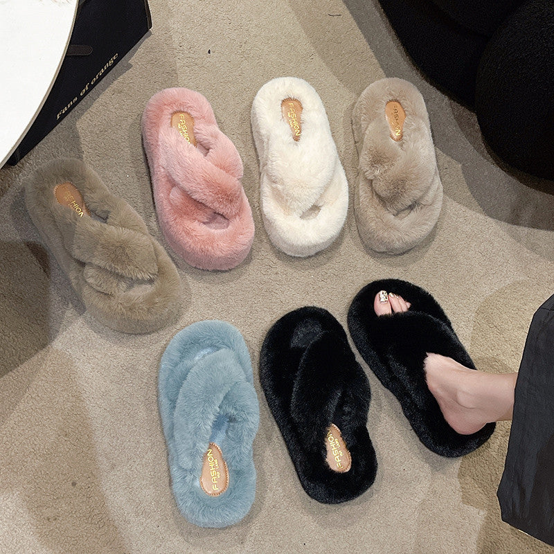Damen Flauschige Hausschuhe mit elegantem Knöchelriemen
