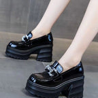 Damen Modische Plateau-Schuhe mit elegantem Kettenakzent R&B