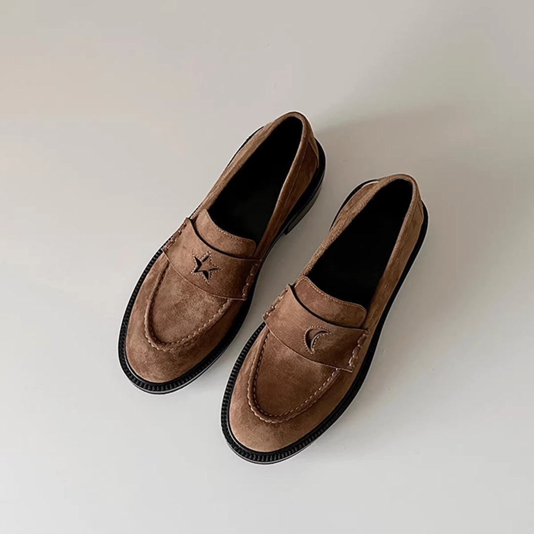 Damen Loafers aus hochwertigem Leder mit modischem Sternen-Detail und bequemer Sohle R&B