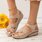 Damen Komfortable Sandalen mit luftiger Perforation und anatomischem Fußbett R&B
