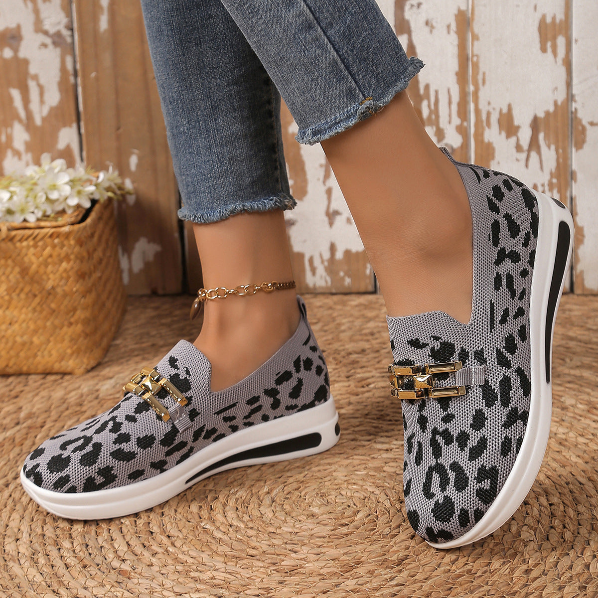 Damen Modische Slip-On Sneakers mit Animal-Print und komfortablem Fußbett R&B