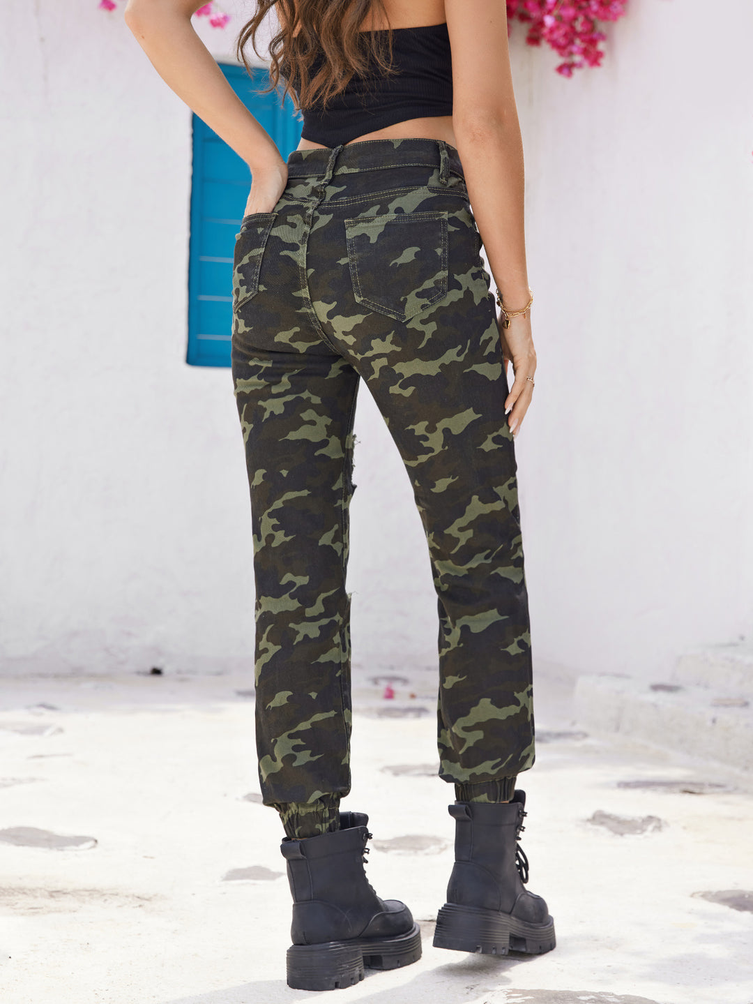 Damen Cargo Jeans im trendigen Camouflage-Design mit Ripped-Details R&B