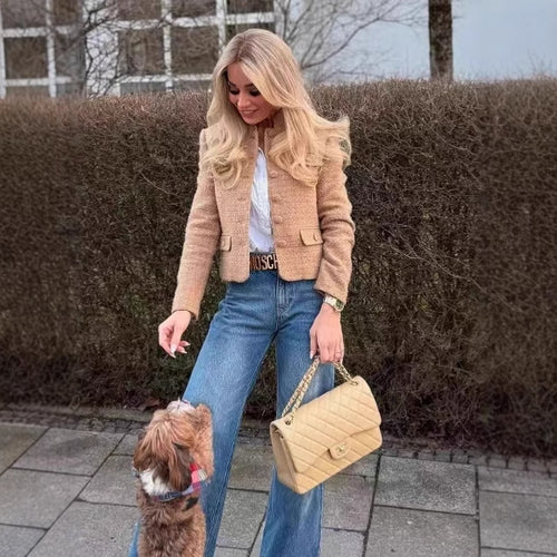 Damen elegante Bouclejacke mit goldenen Knöpfen und aufgesetzten Taschen R&B