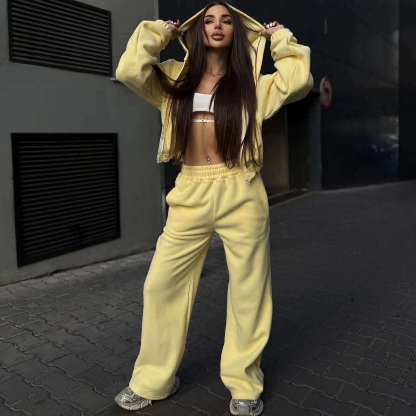 Damen Urbaner Oversized Jumpsuit mit Kapuze