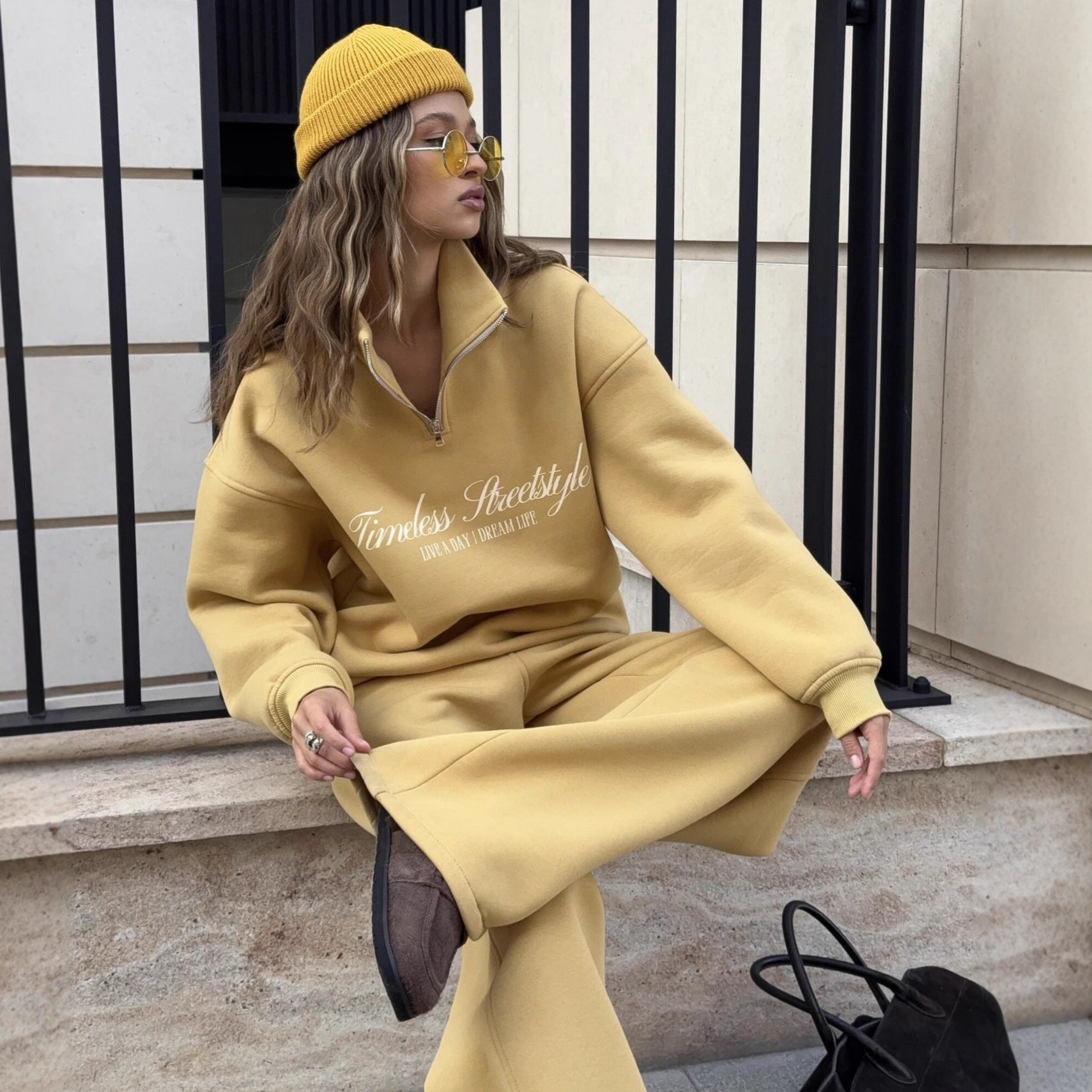 Damen nan oversized Halbzip-Sweatshirt mit hohem Stehkragen und Statement-Print R&B