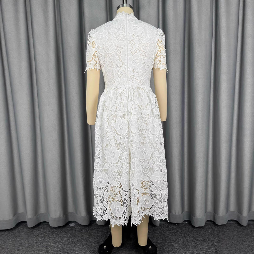 Damen Spitzen-Midi-Kleid mit elegantem V-Ausschnitt und Vintage-Rüschendetails R&B