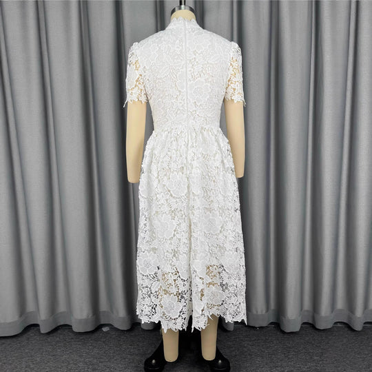 Damen Spitzen-Midi-Kleid mit elegantem V-Ausschnitt und Vintage-Rüschendetails R&B