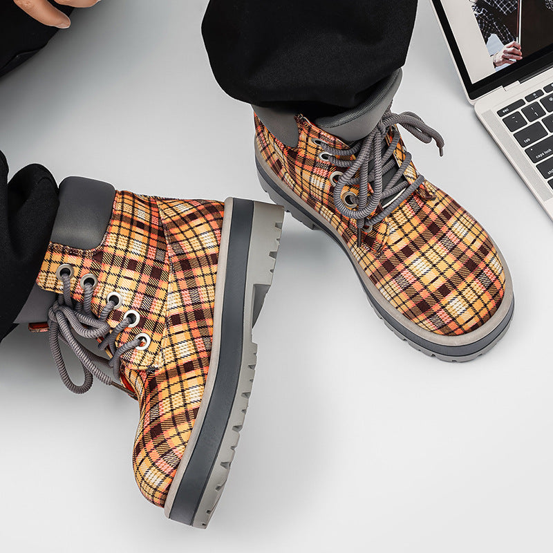 Herren Schnürstiefel mit kariertem Obermaterial und robustem Profil von