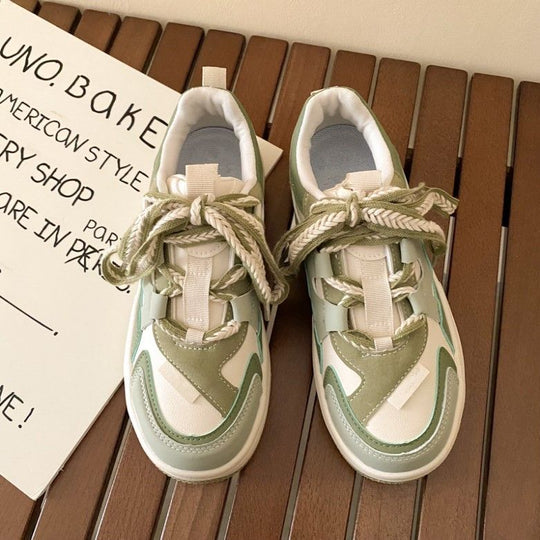 Damen Sportliche Plateau Sneakers mit einzigartigem Design und atmungsaktiver Oberflächenstruktur R&B