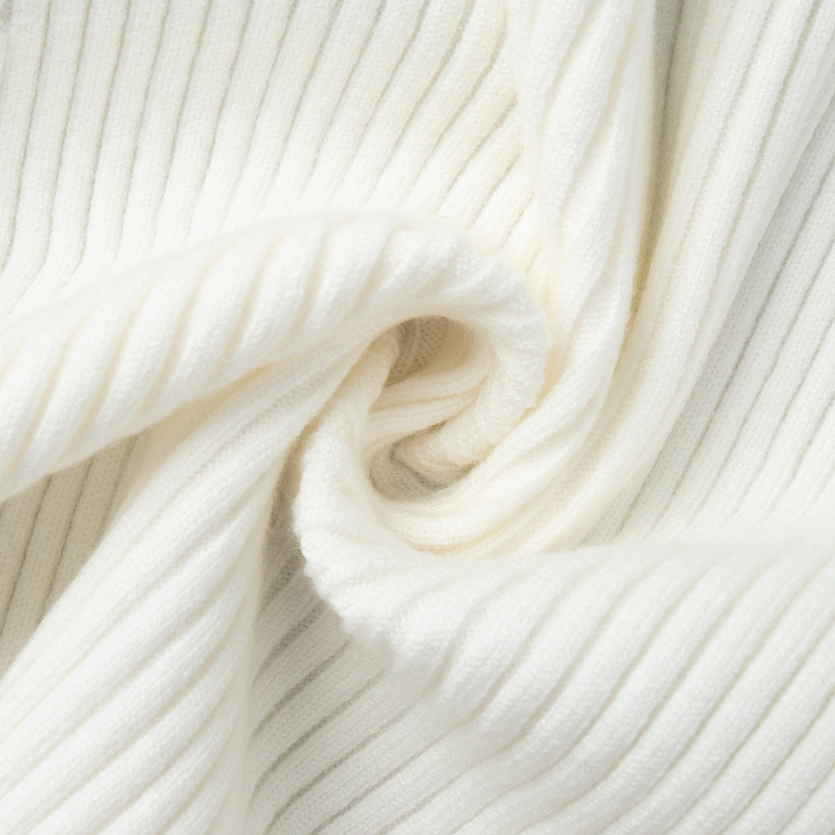 Damen sportlicher Strickpullover mit hohem Kragen R&B