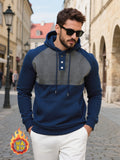 Herren modischer Kapuzenpullover mit strukturiertem GewR&Be und praktischen Knopfdetails R&B