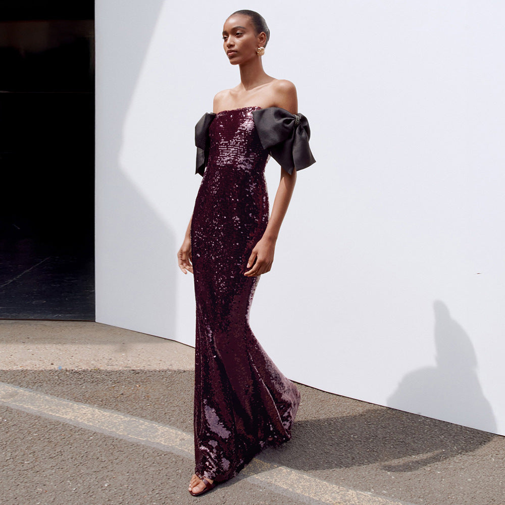 Damen Elegantes Pailletten-Maxikleid mit schulterfreiem Design und dekorativen Schleifen R&B