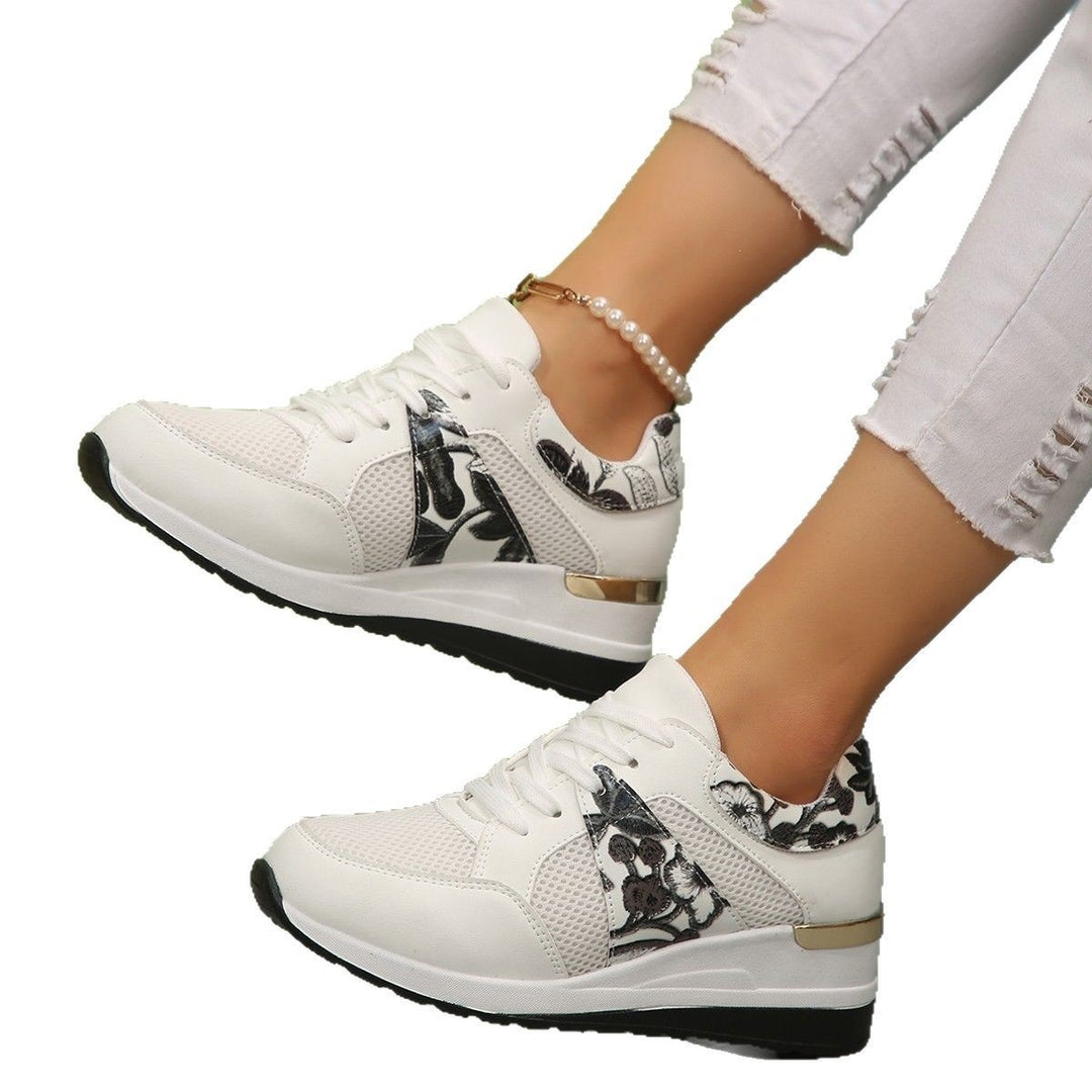 Damen Sneakers mit floralen Applikationen und dämpfender Sohle R&B