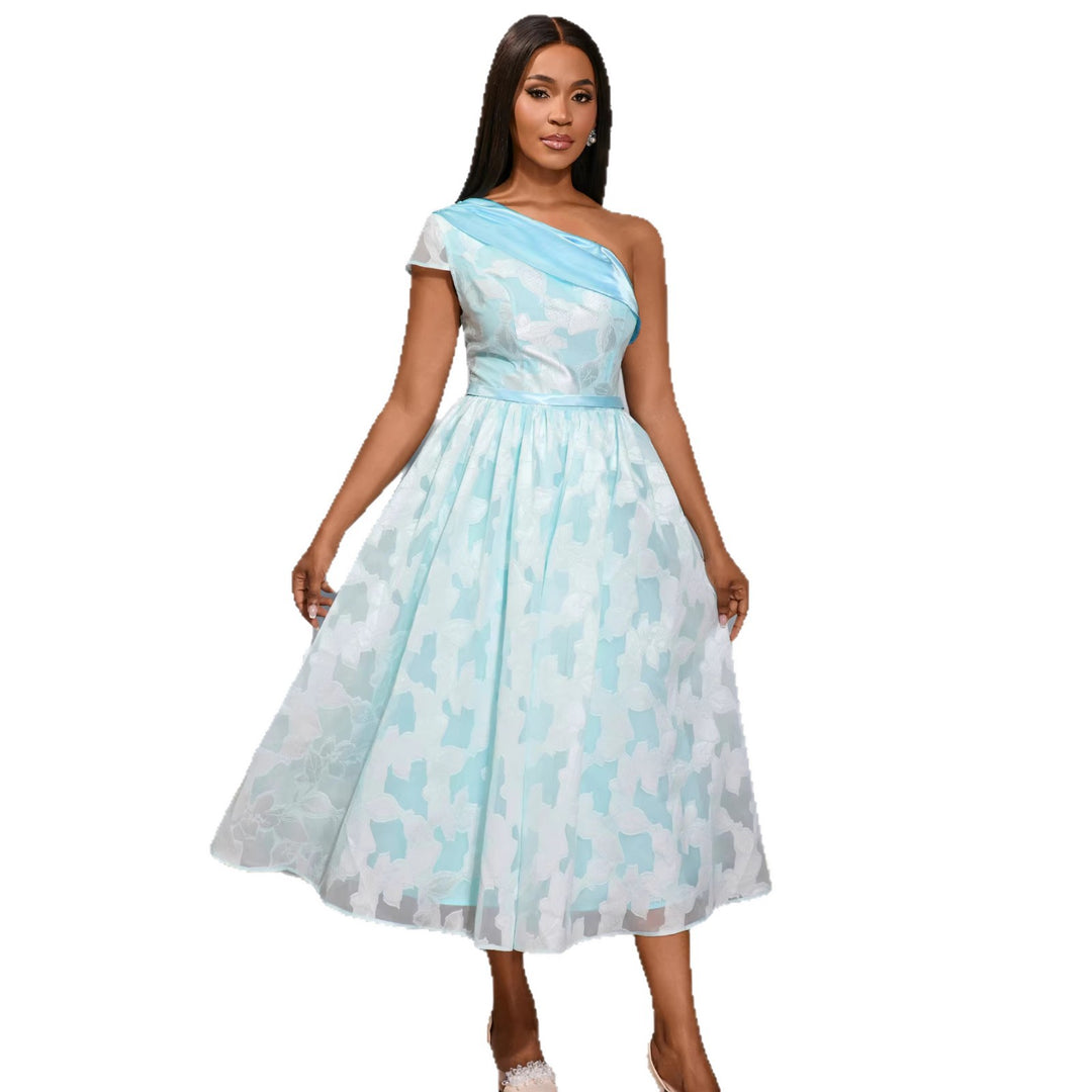 Damen Cocktailkleid mit asymmetrischem Design und floralen Akzenten R&B