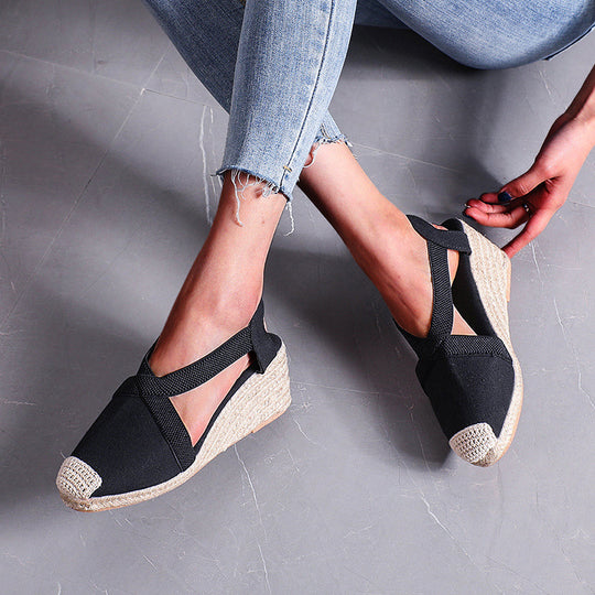 Damen Espadrilles mit elastischen Trägern und Keilabsatz R&B