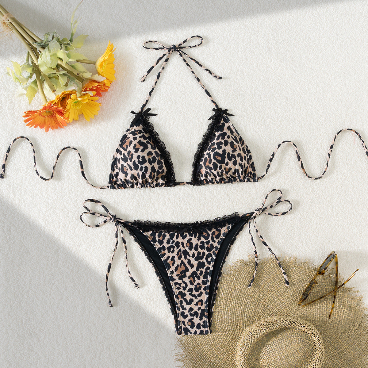 Damen Triangel-Bikini mit Spitzendetails und verstellbaren Trägern R&B