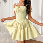 Damen verspieltes Mini-Kleid mit lässigem Schnitt und Rüschendetails R&B
