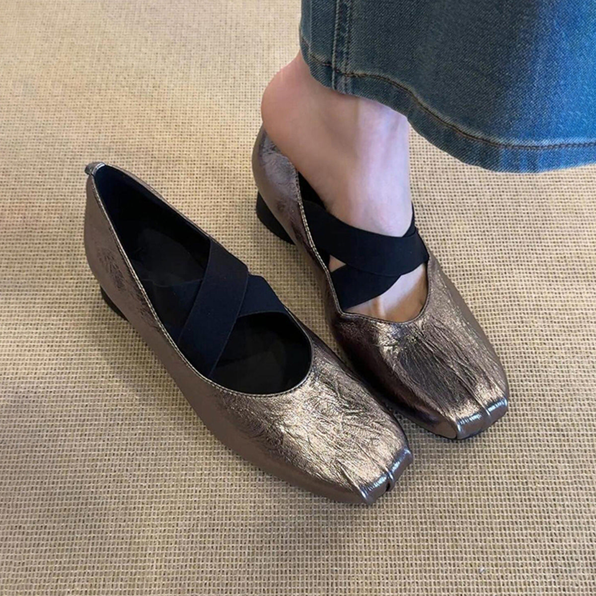 Damen elegante Ballerina-Schuhe mit modernem Riemendesign und komfortablem Absatz