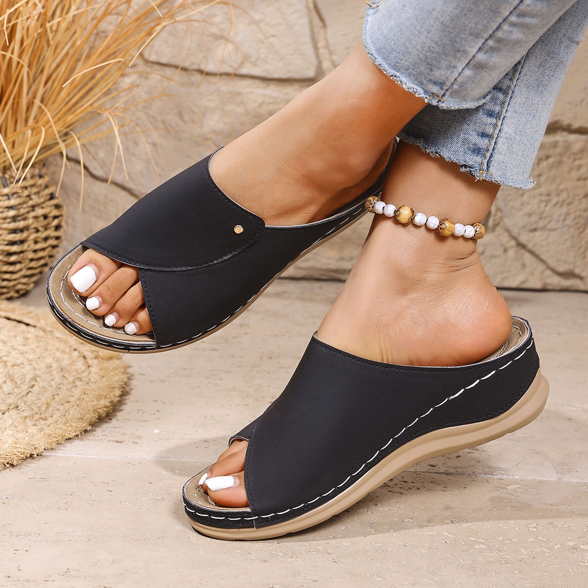 Damen elegante Wedge-Pantoletten mit querliegendem Riemendesign und ergonomischem Fußbett R&B