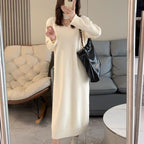 Damen Strickkleid mit V-Ausschnitt und Rippstruktur