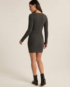 Damen figurbetontes Rippstrick-Kleid mit V-Ausschnitt und langen Ärmeln R&B