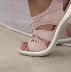 Damen Bequeme Sandalen mit ergonomischem Fußbett und verstellbaren Riemen R&B
