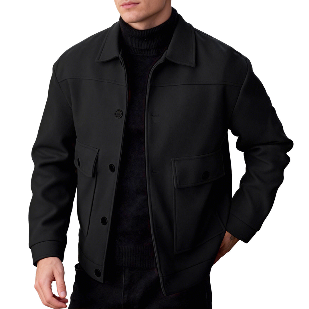 Herren nan kurze Woll-Feldjacke mit Hemdkragen aufgesetzten Pattentaschen und klarer Silhouette R&B